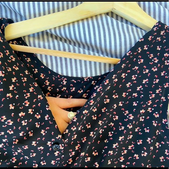 LOFT Floral Layered Blouse - Picture 7 of 9